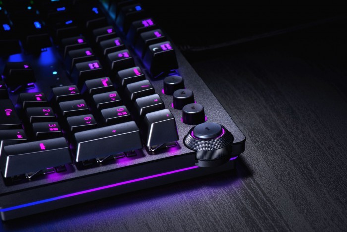 Ebenfalls bei der Elite-Version mit an Bord: ein multifunktionales Drehrad. (Bild: Razer)